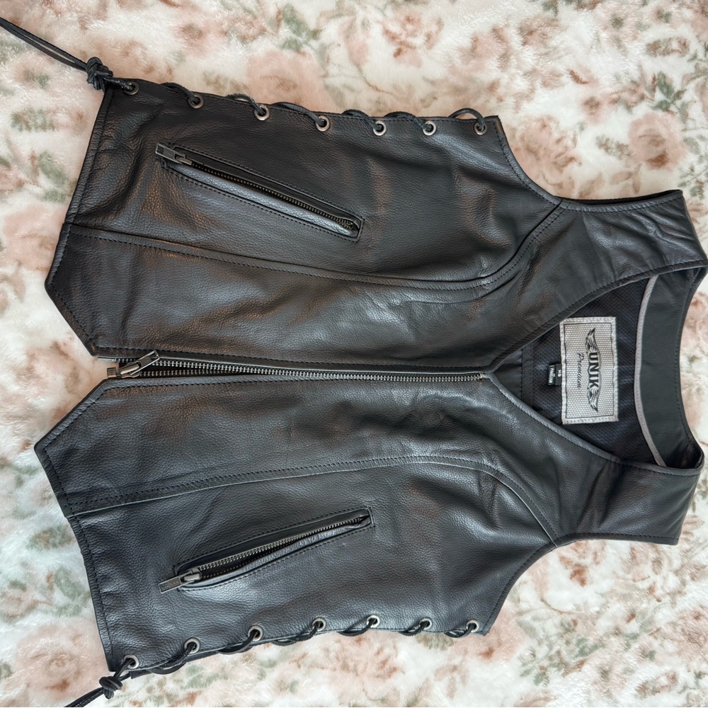 Unik Black Leather Vest for Women